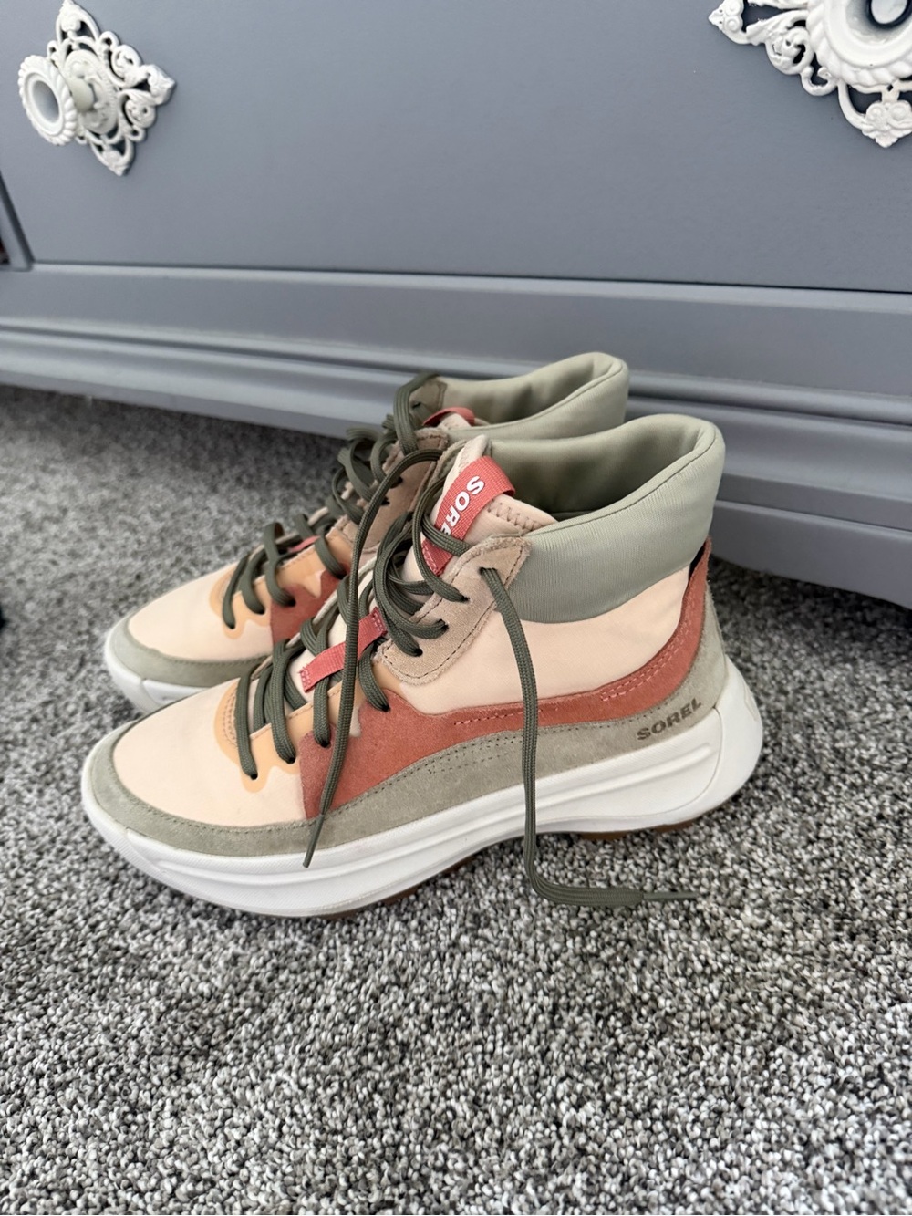 Sorel Kinetic II Olive Green and Peach High-Top Sneakers